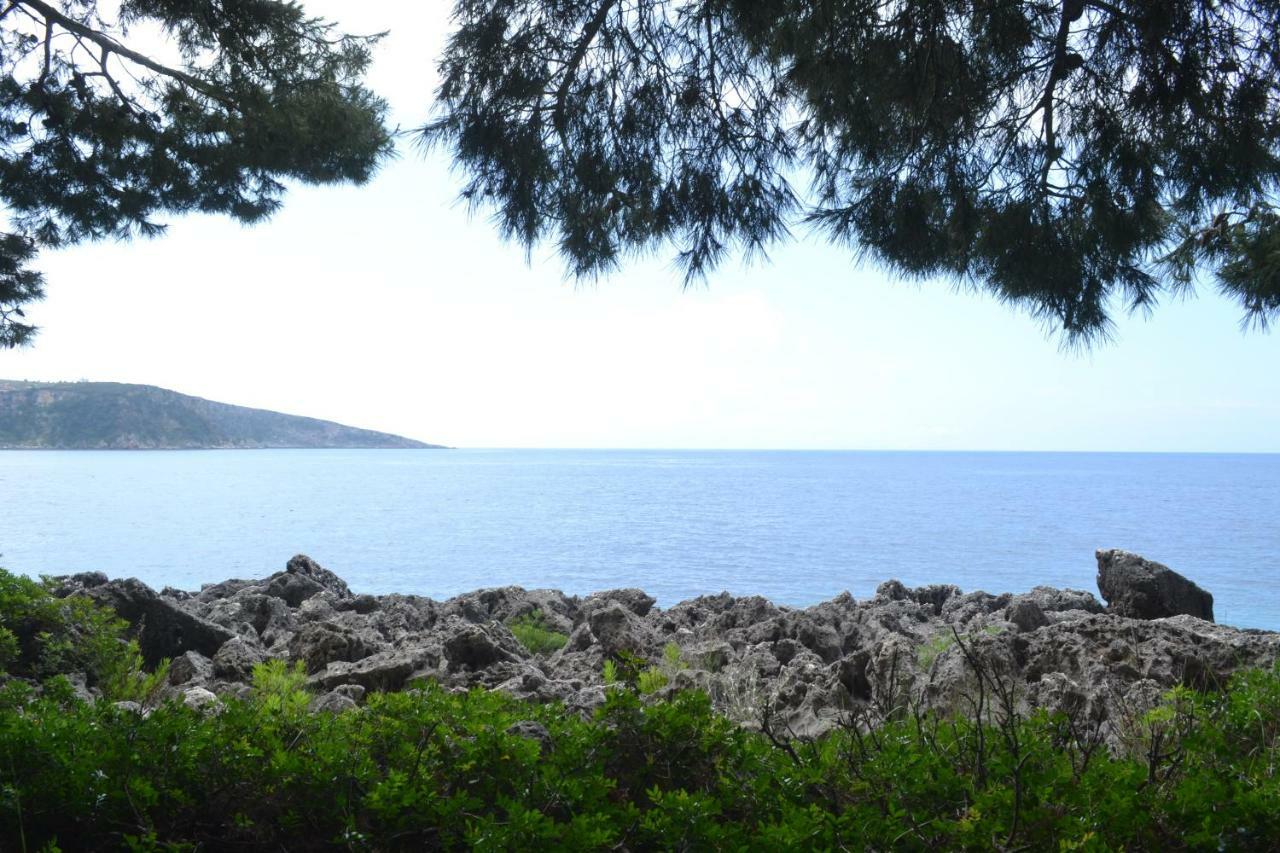 The Sea Cave Camping Himarë Exterior foto