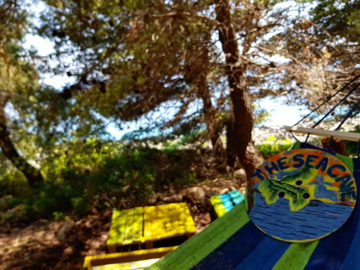 The Sea Cave Camping Himarë Exterior foto
