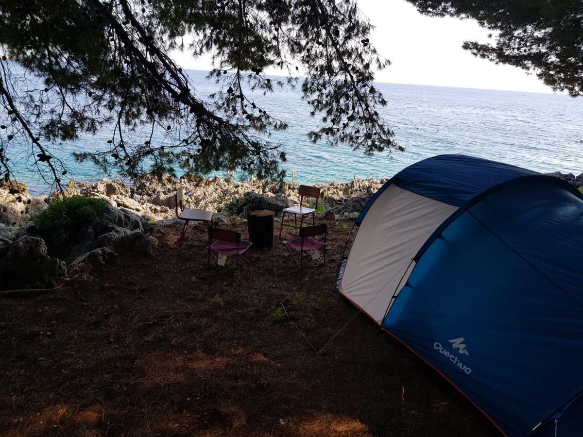 The Sea Cave Camping Himarë Exterior foto
