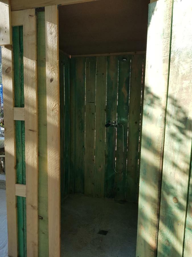 The Sea Cave Camping Himarë Exterior foto