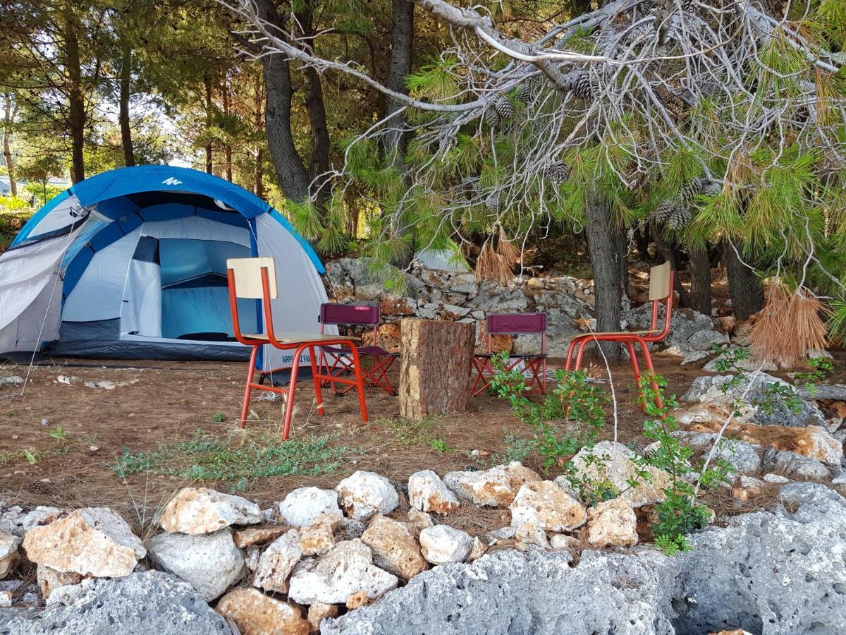 The Sea Cave Camping Himarë Exterior foto